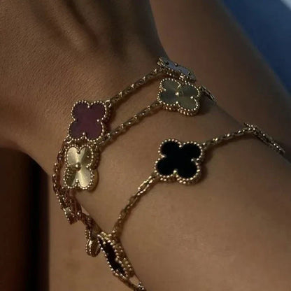 CLOVER | Schwarzes/Goldenes Armband