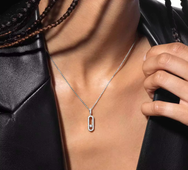 EXKLUSIV | Mollyanne Uno Lange Halskette